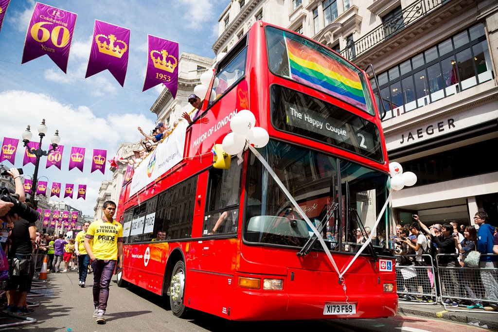 PrideBus-3025.jpg